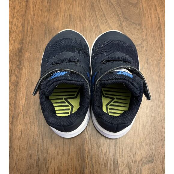 Nike Star Runner Sneakers Infant Size 4 - Picture 2 of 7